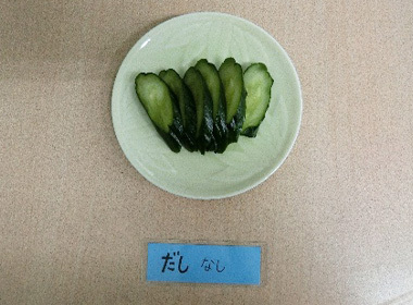16日目に漬けたきゅうり（3日目）塩味がかなり強い感じ