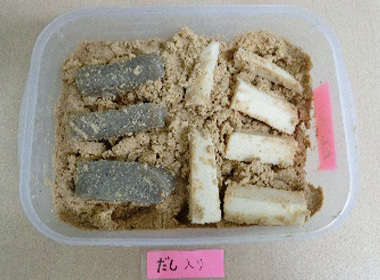 混ぜる前 匂いはなくこちらも長芋のぬめりはなくなっていた。